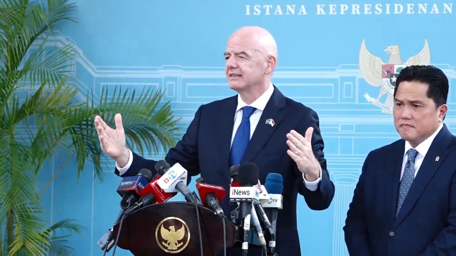 Presiden FIFA Gianni Infantino setelah bertemu dengan Presiden Prabowo di Istana Negara, Jakarta, Senin 5 Oktober 2026. (Foto: Bakom RI)
